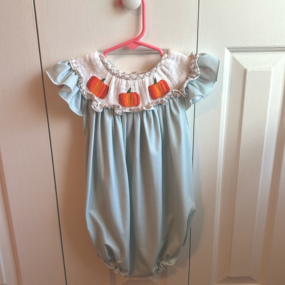Smocked Pumpkin bubble